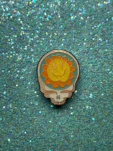 Load image into Gallery viewer, Flower Child Stealie