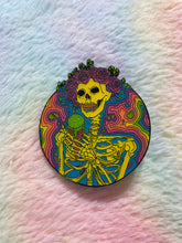 Load image into Gallery viewer, Psy-Cream Bertha