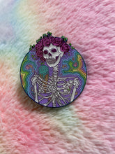 Load image into Gallery viewer, Psy-Cream Bertha